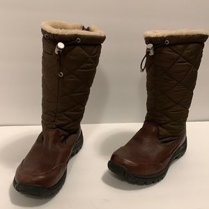 UGG Boots Brown women’s size 5